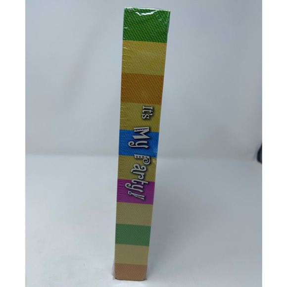 It's My‎ Party!  A Photographic Collection of Childhood Birthdays - Picture 3 of 5